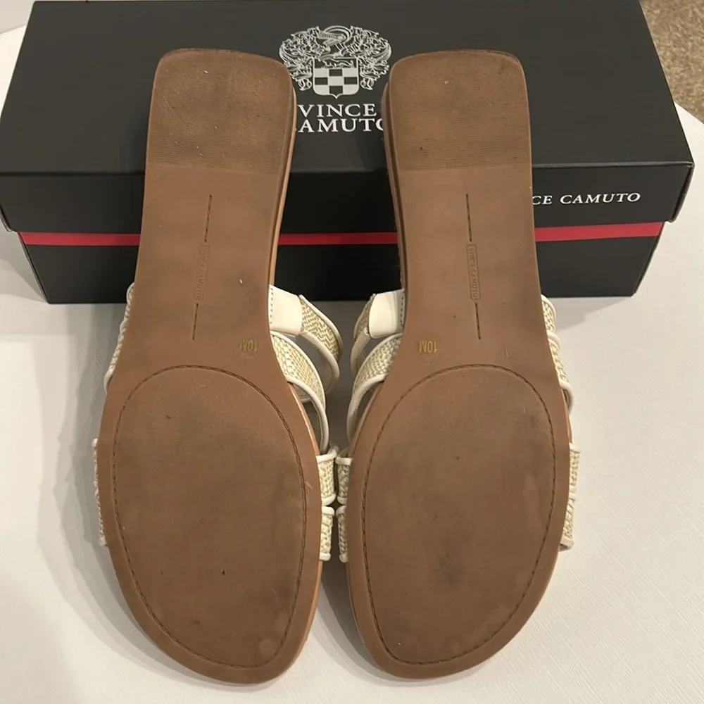 Vince Camuto sandals size 10M - Picture 7 of 7